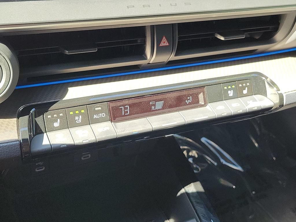 Used 2025 Toyota Prius Limited FWD image 32