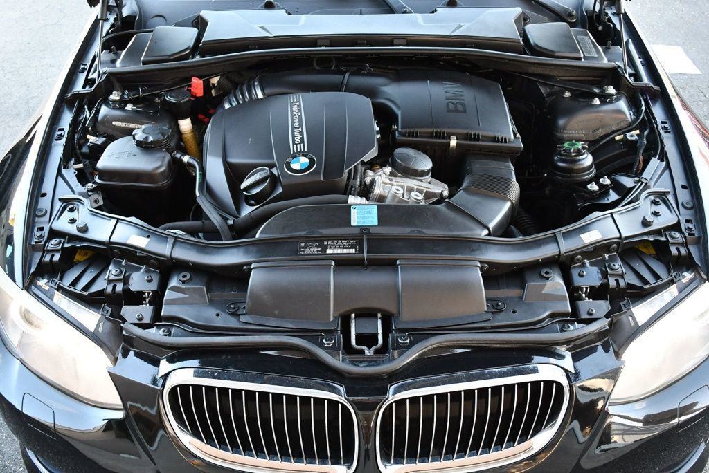 Used 2011 BMW 335i Convertible image 67