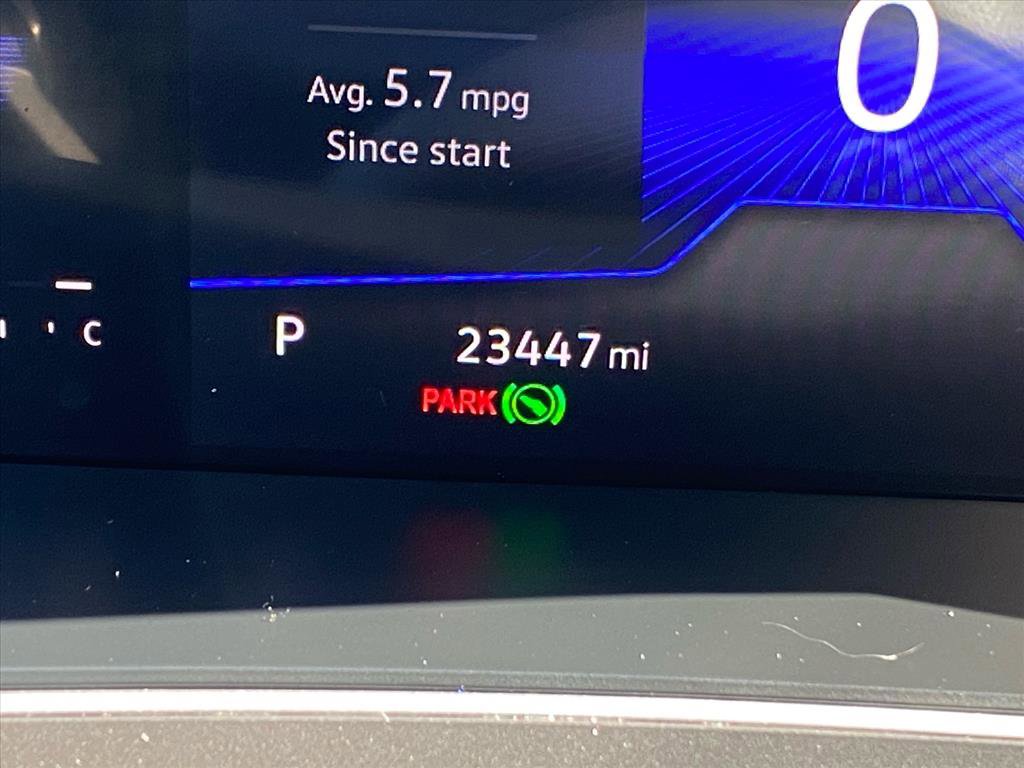 Used 2024 Volkswagen Tiguan SE image 14