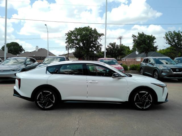 Used 2025 Kia K4 GT-Line w/ GT-Line Premium Package FWD image 5