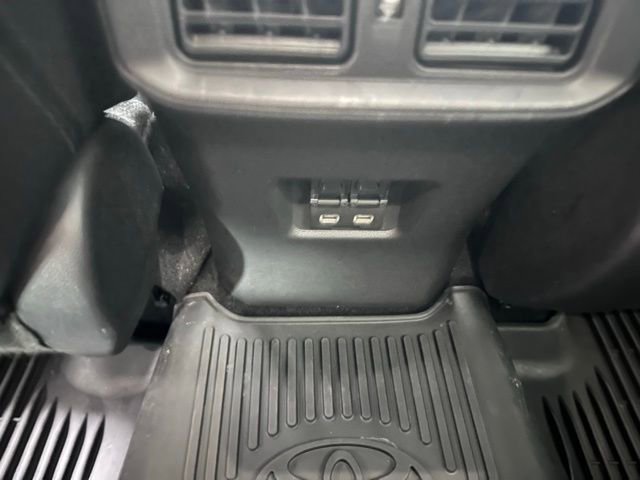 Used 2023 Toyota RAV4 XLE Premium image 18