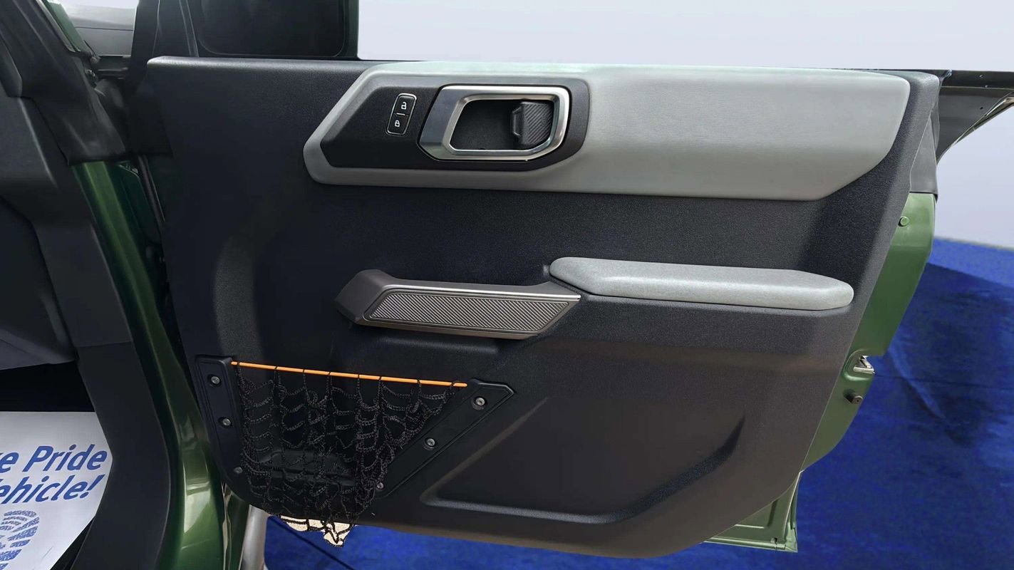 Used 2022 Ford Bronco Badlands w/ Sasquatch Package image 18