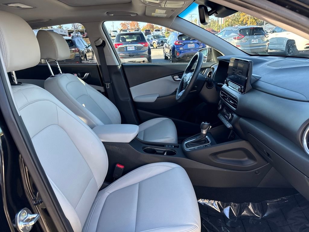 Used 2023 Hyundai Kona Limited w/ Cargo Package image 16