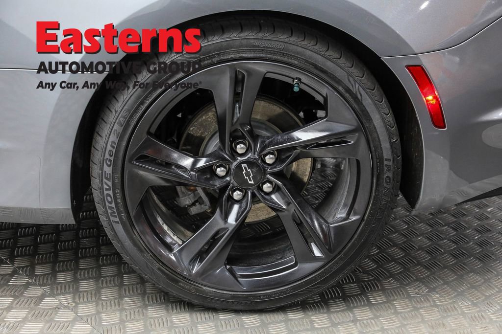 Used 2021 Chevrolet Camaro LT image 8
