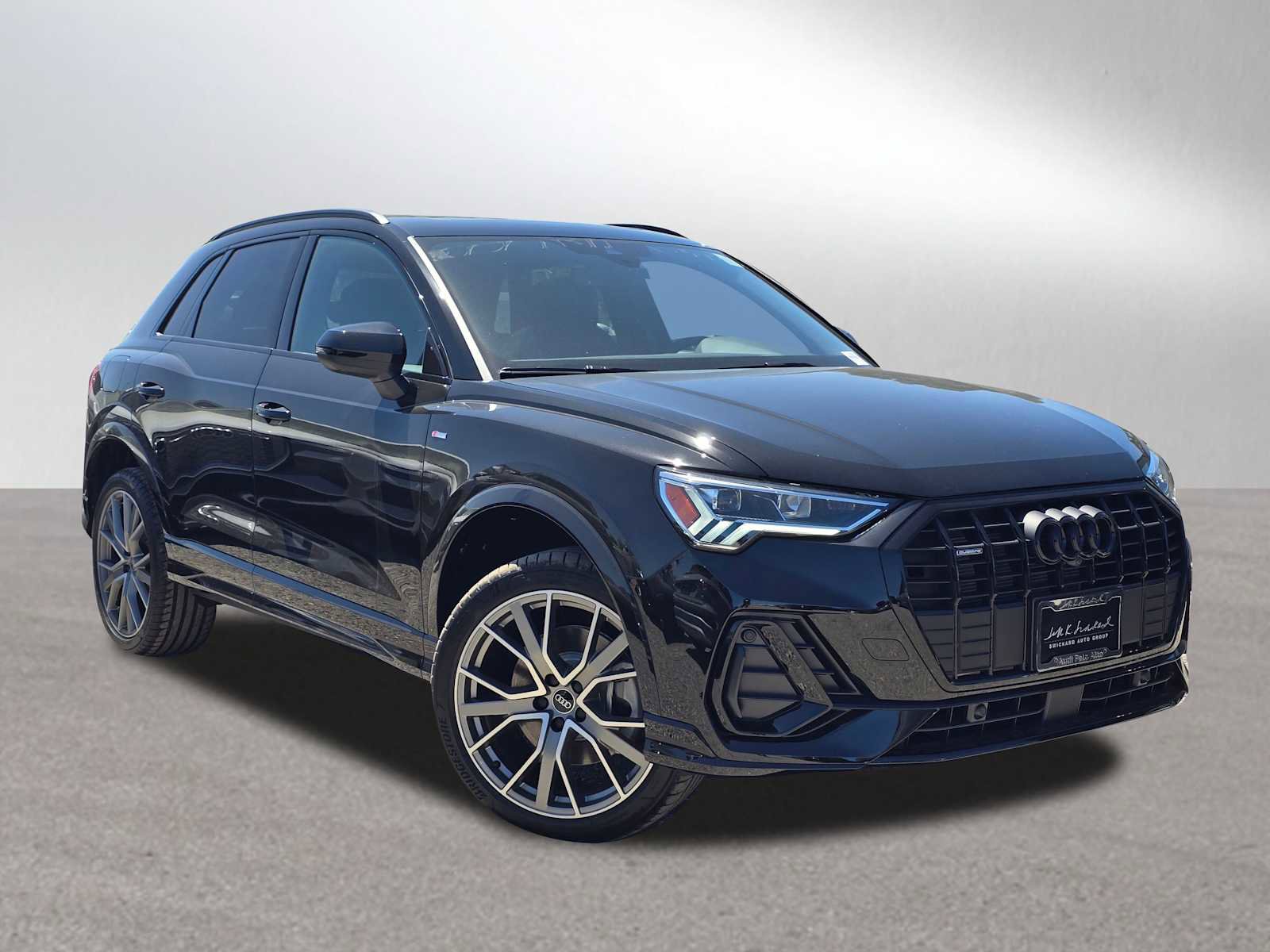 New 2025 Audi Q3 2.0T Premium Plus