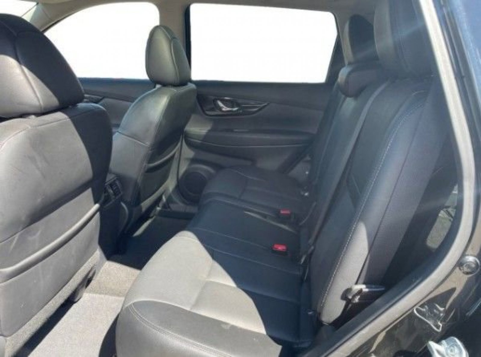 Used 2017 Nissan Rogue SL w/ SL Premium Package AWD/4WD image 14