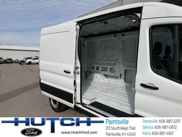 New 2026 Ford Transit 250 148 Medium Roof RWD image 10