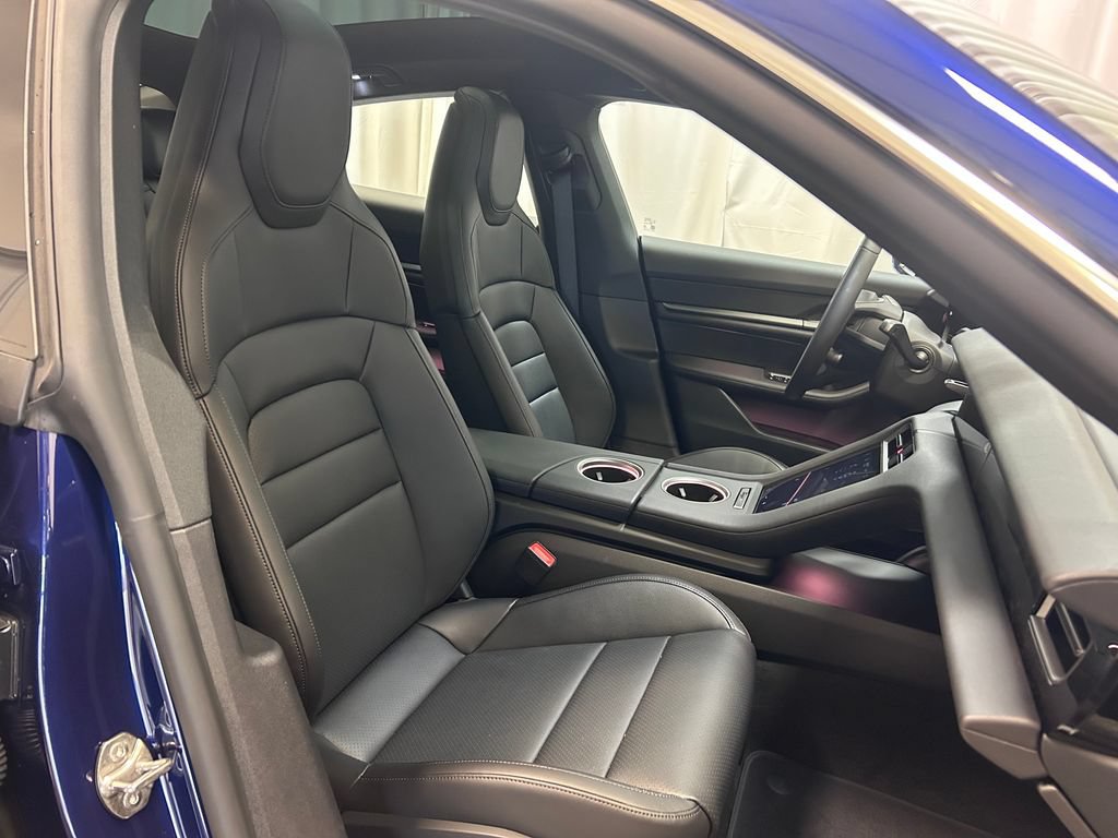 New 2026 Porsche Taycan 4S AWD/4WD image 26