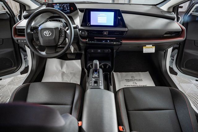 New 2026 Toyota Prius Plug-In Hybrid FWD image 22