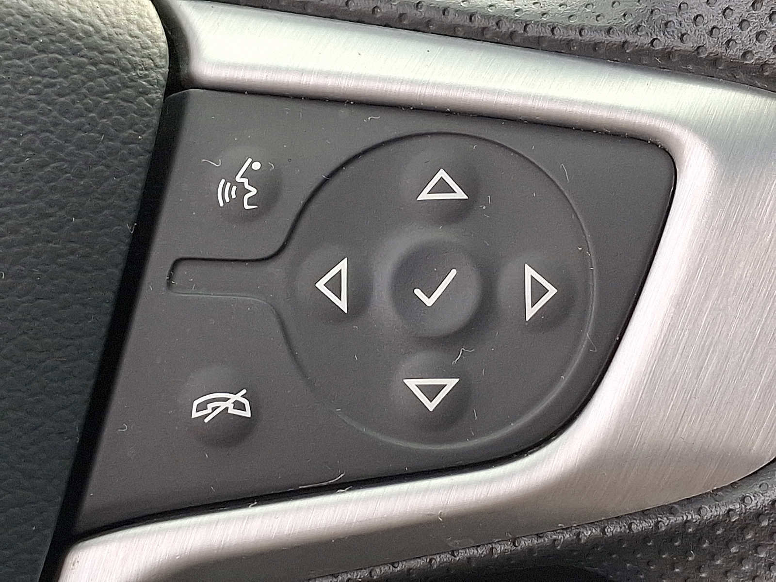 Used 2023 GMC Acadia SLE w/ Driver Convenience Package image 21