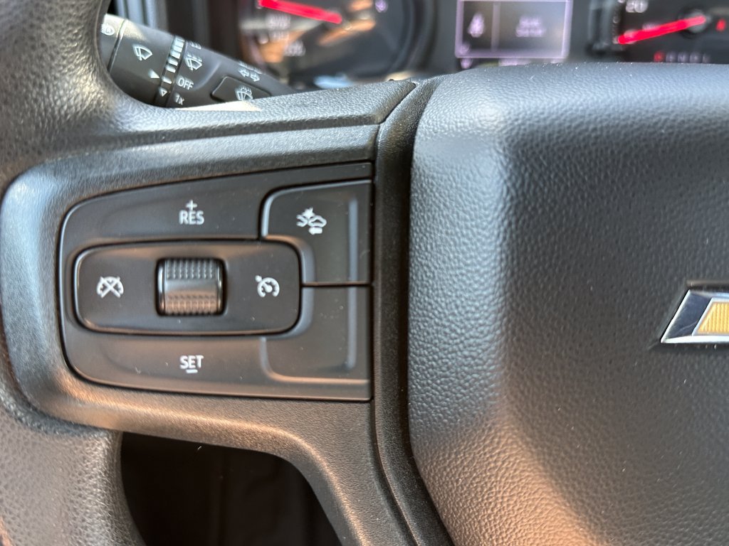 Used 2025 Chevrolet Silverado 1500 W/T RWD image 23