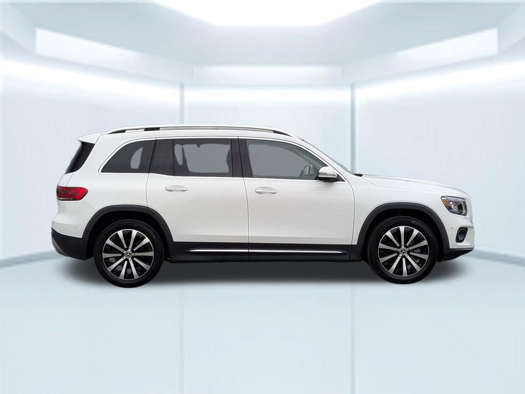Used 2023 Mercedes-Benz GLB 250 image 7