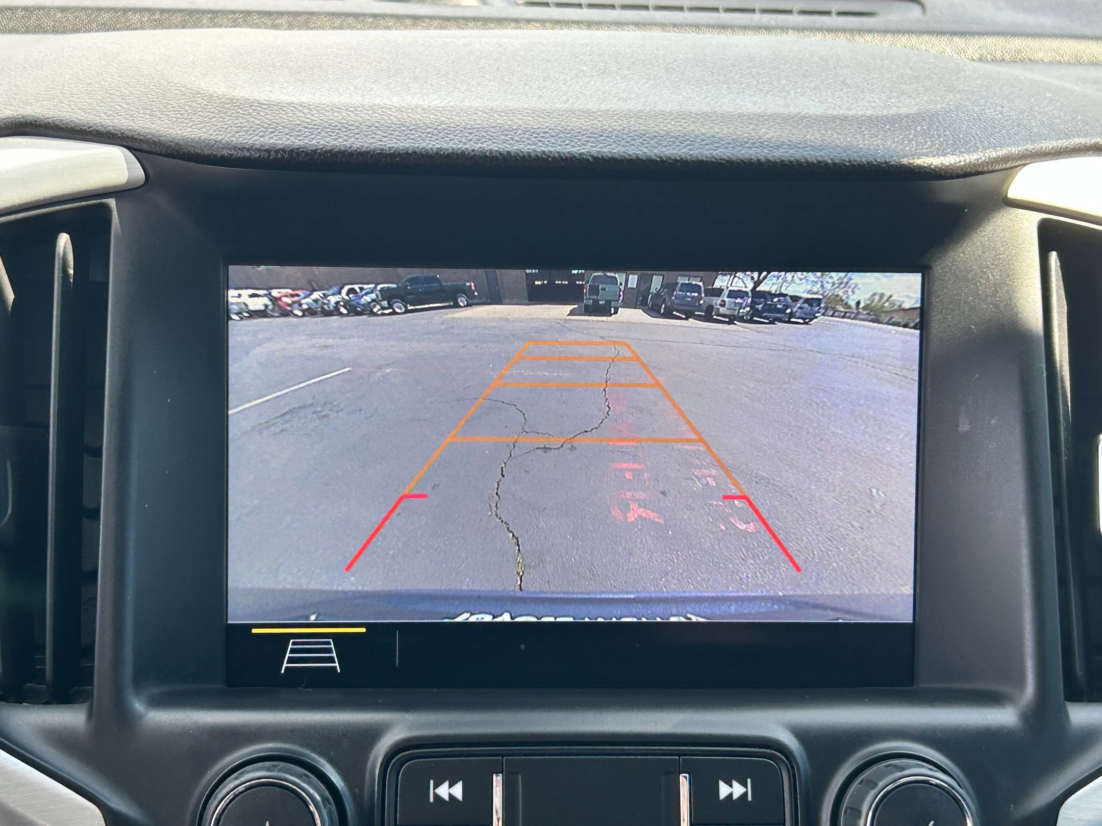 Used 2020 GMC Terrain SLT w/ Preferred Package image 21