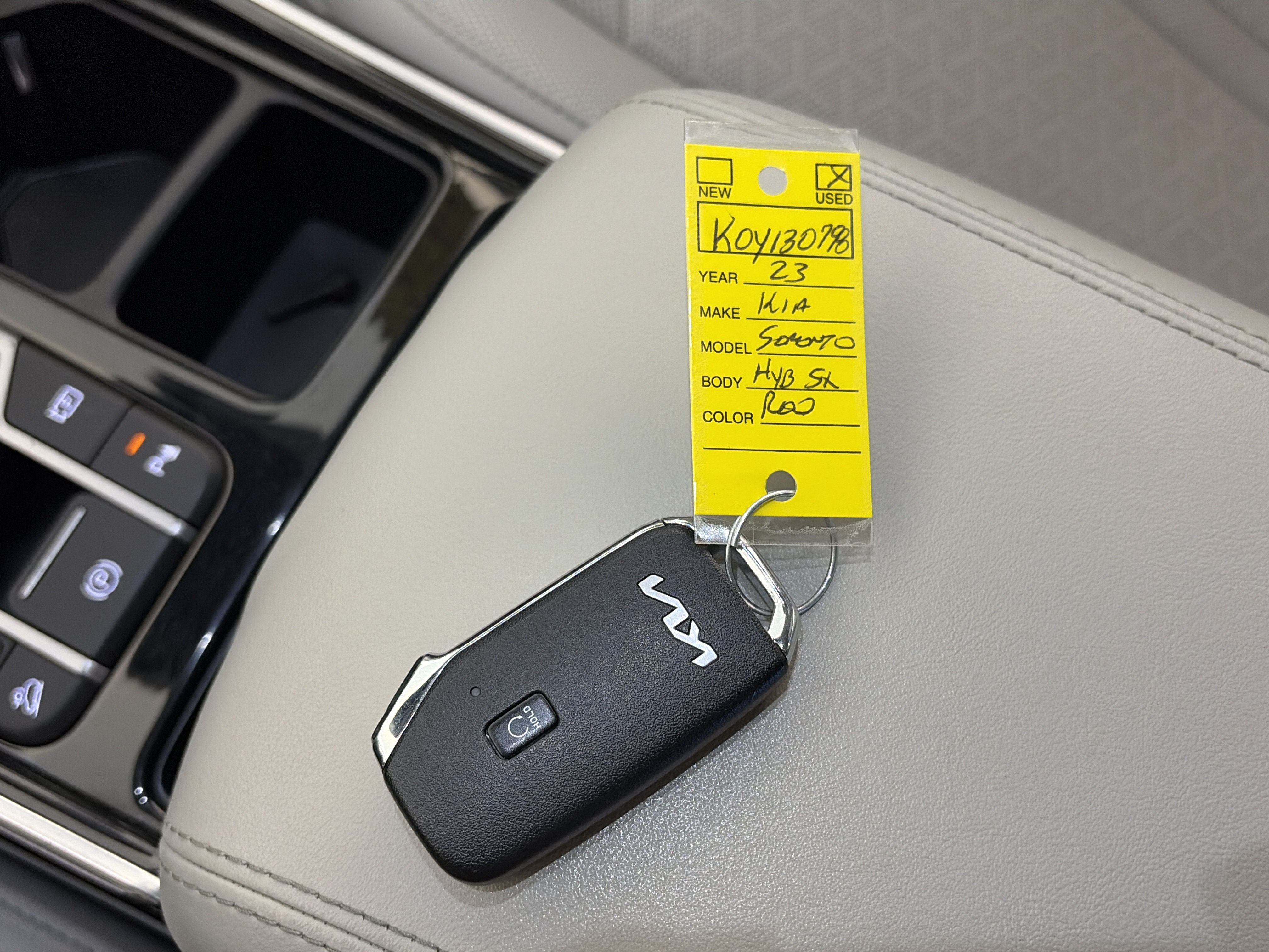 Certified 2023 Kia Sorento SX Prestige w/ Panoramic Sunroof Package AWD/4WD image 37
