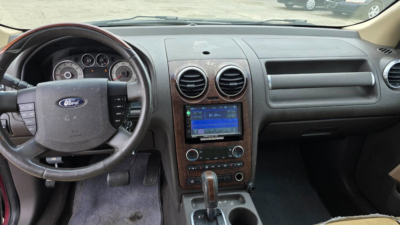 Used 2008 Ford Taurus X Limited image 9