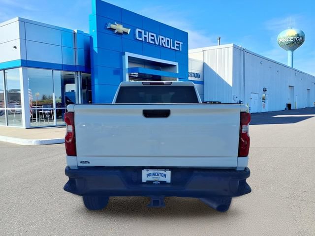 Used 2025 Chevrolet Silverado 3500 W/T AWD/4WD image 4