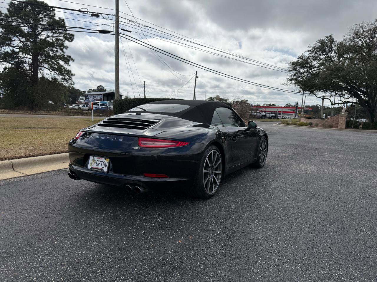 Used 2015 Porsche 911 Carrera S image 16