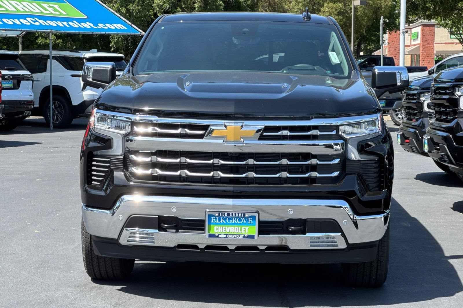New 2026 Chevrolet Silverado 1500 LTZ w/ LTZ Premium Package AWD/4WD image 8