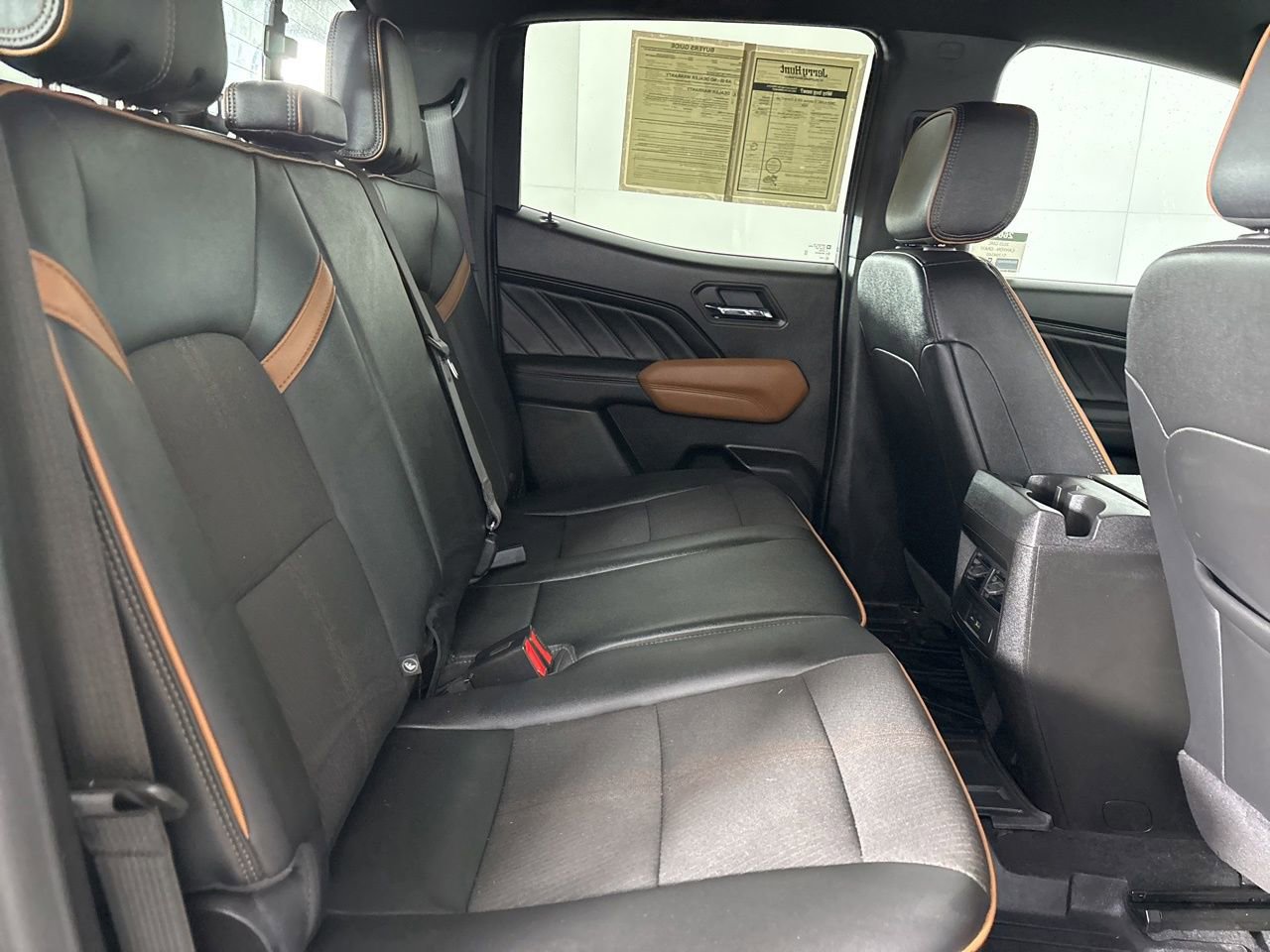 Used 2025 GMC Canyon AT4 image 23