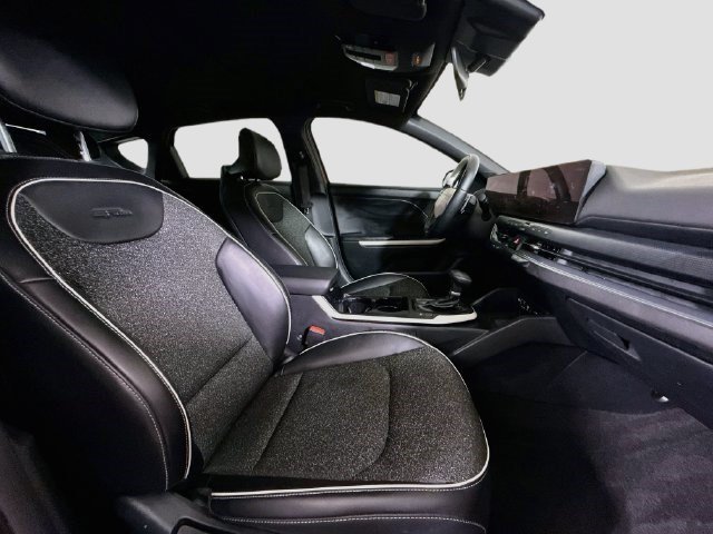 Used 2025 Kia K4 GT-Line w/ GT-Line Sunroof Package FWD image 28