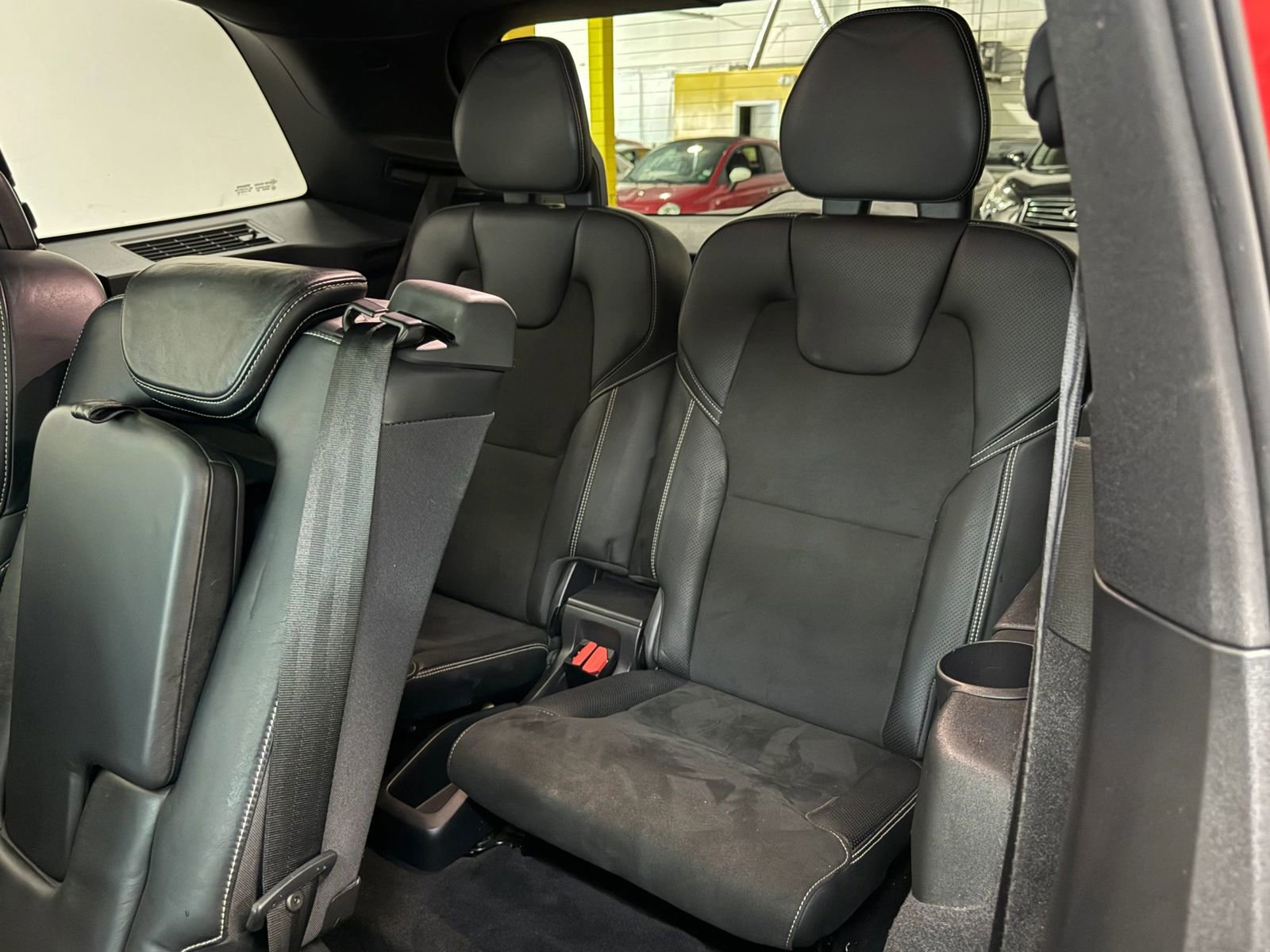Used 2018 Volvo XC90 T6 R-Design w/ Convenience Package AWD/4WD image 18