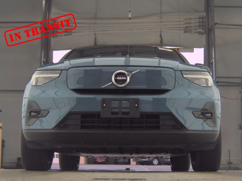 Used 2023 Volvo C40 P8 Recharge Ultimate w/ Protection Package Premier image 13