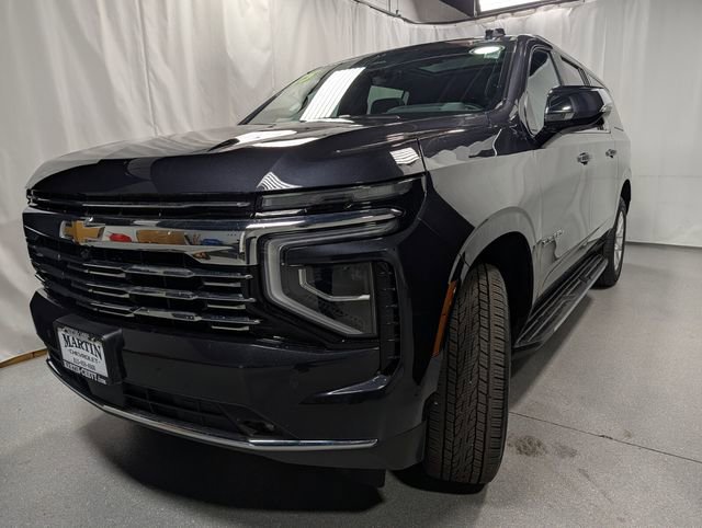 Certified 2025 Chevrolet Suburban Premier AWD/4WD image 7