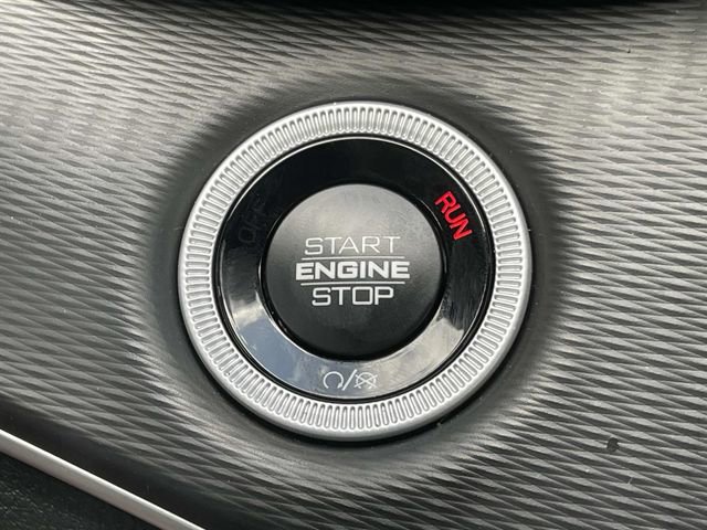 New 2025 Jeep Grand Cherokee Altitude RWD image 25