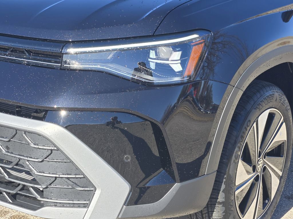 New 2026 Volkswagen Taos SE image 6