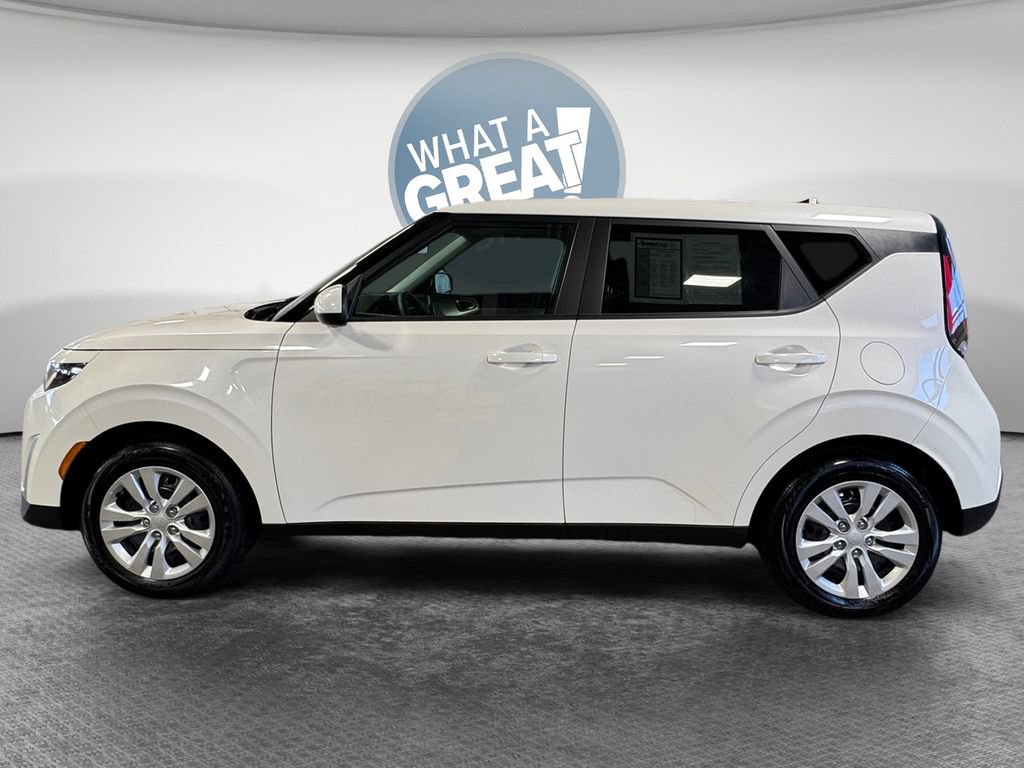 Certified 2024 Kia Soul LX FWD image 7