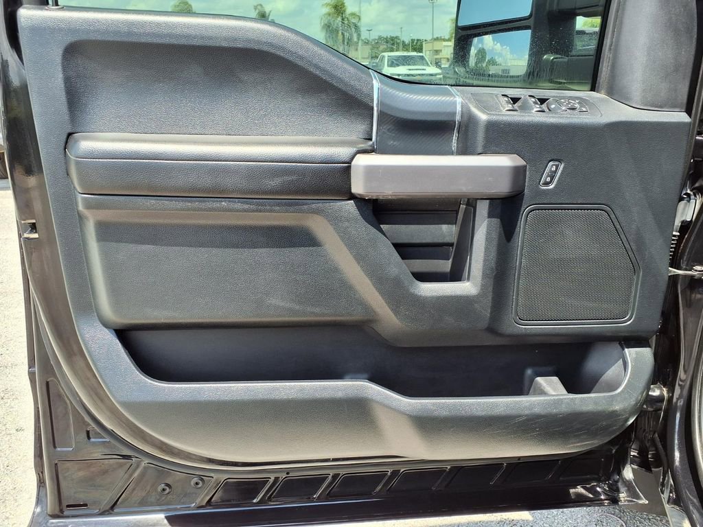 Used 2020 Ford F150 XLT w/ Equipment Group 302A Luxury AWD/4WD image 23