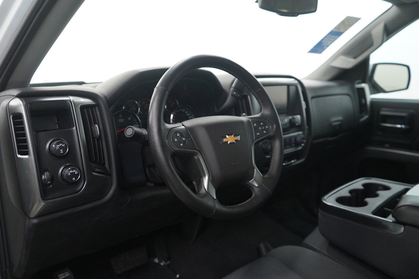 Used 2019 Chevrolet Silverado 1500 LT image 16