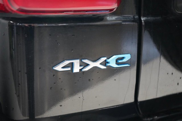 Used 2023 Jeep Wrangler Unlimited Sahara image 9