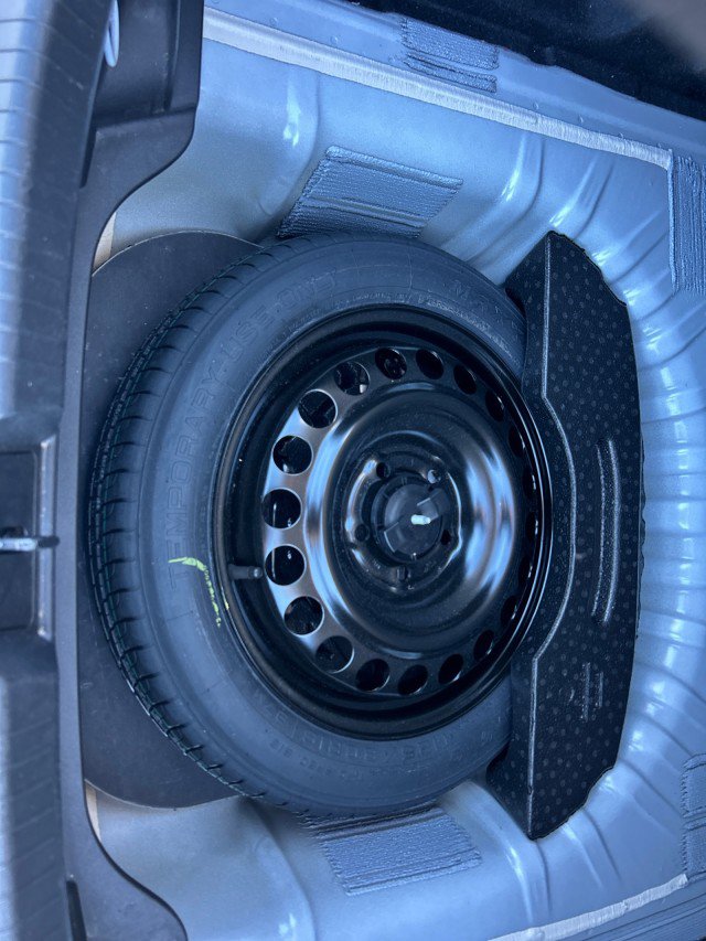 Used 2023 Chevrolet Malibu LT image 37