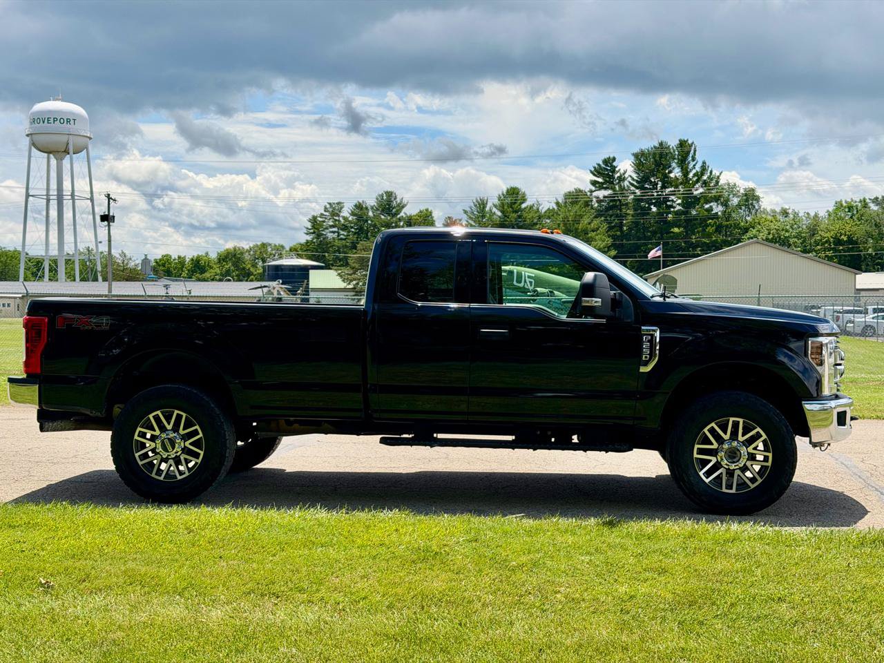 Used 2019 Ford F250 XLT w/ XLT Value Package AWD/4WD image 7