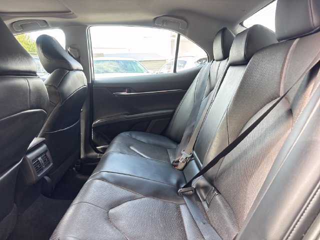 Used 2022 Toyota Camry XLE w/ Navigation Upgrade Package FWD image 11