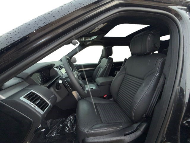 Certified 2026 Land Rover Discovery Limited Edition AWD/4WD image 10