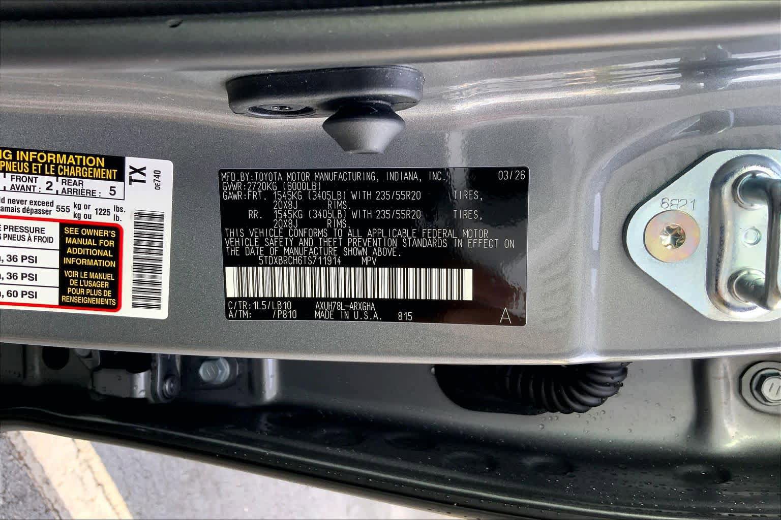 Used 2026 Toyota Highlander Limited AWD/4WD image 31