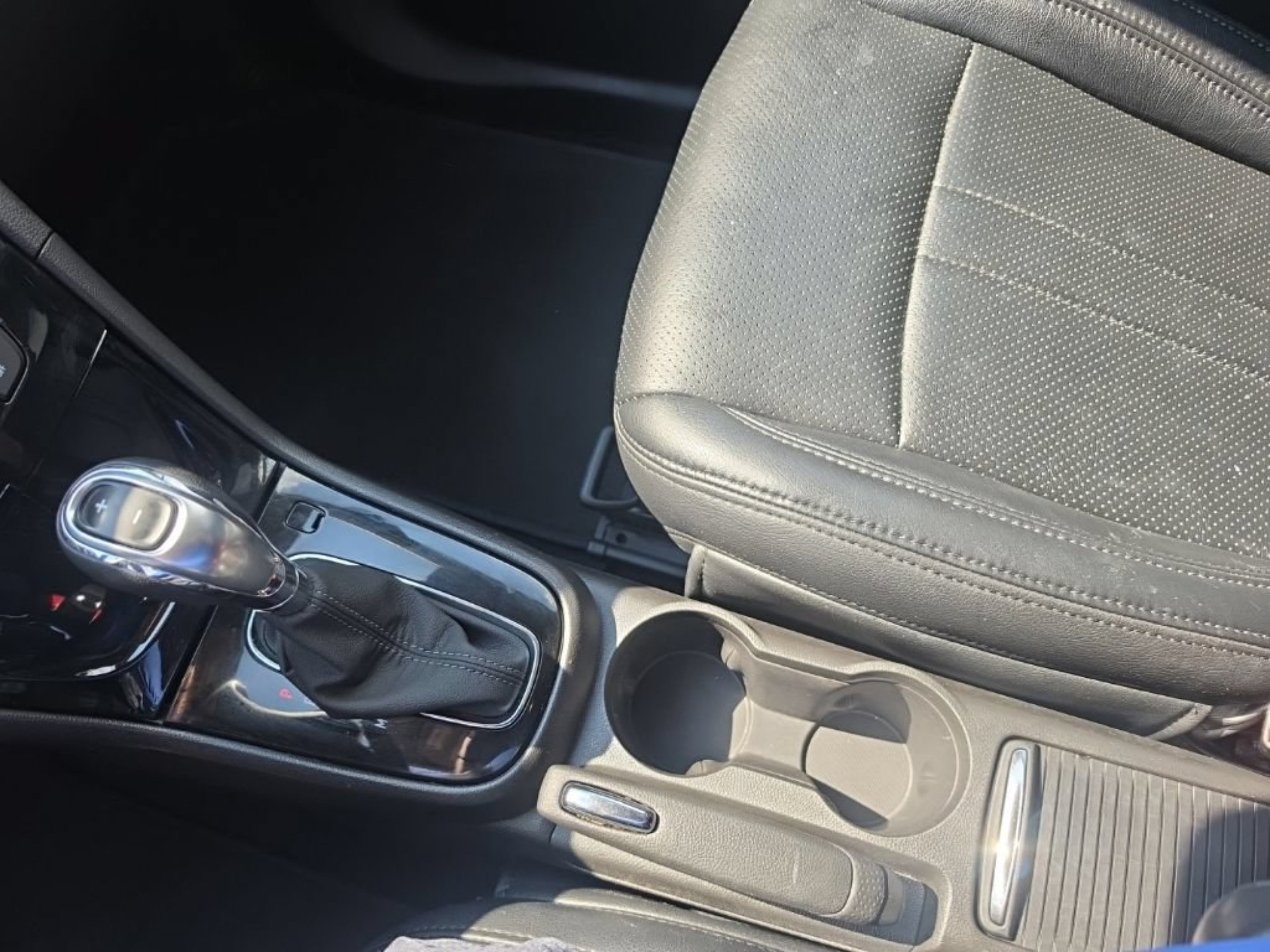 Used 2022 Buick Encore Preferred FWD image 21
