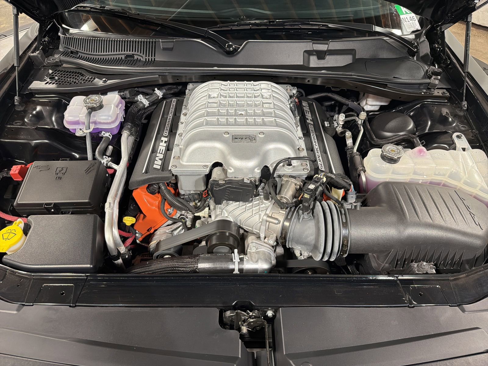 Used 2015 Dodge Challenger SRT Hellcat RWD image 28
