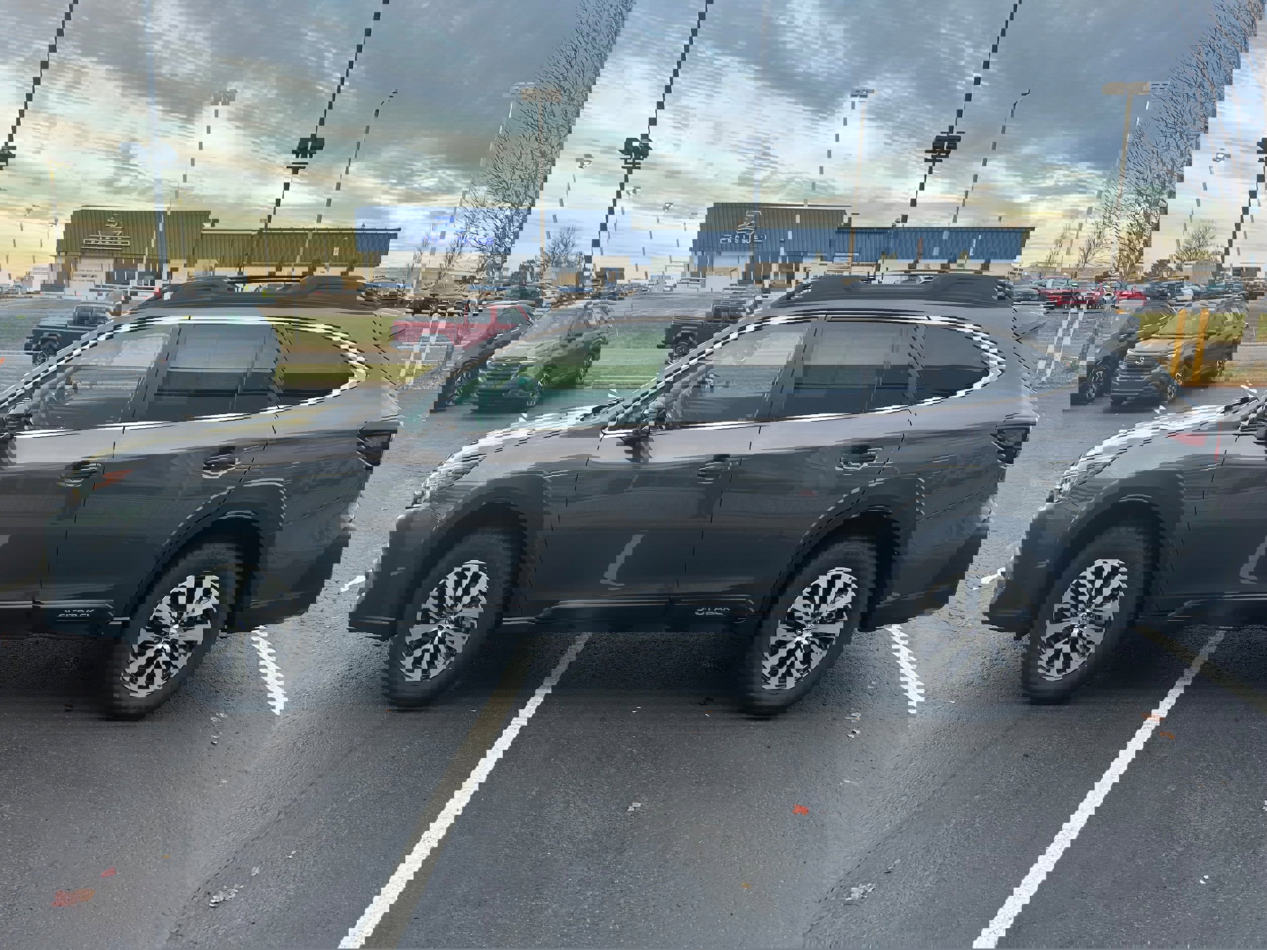 Certified 2025 Subaru Outback Premium w/ Popular Package #1 image 6