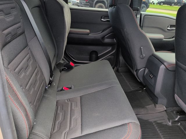 Used 2024 Nissan Frontier PRO-4X w/ Off-Road Protection Package AWD/4WD image 11