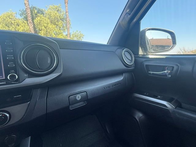 Used 2021 Toyota Tacoma TRD Sport w/ Technology Package image 27