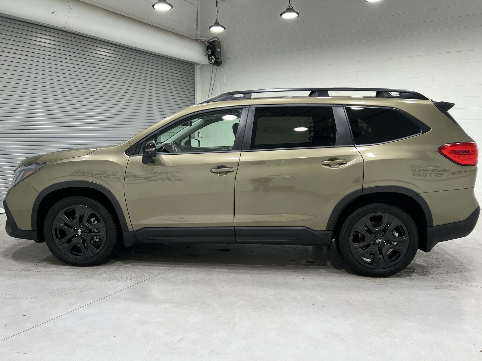 Used 2023 Subaru Ascent Onyx Edition Limited image 5