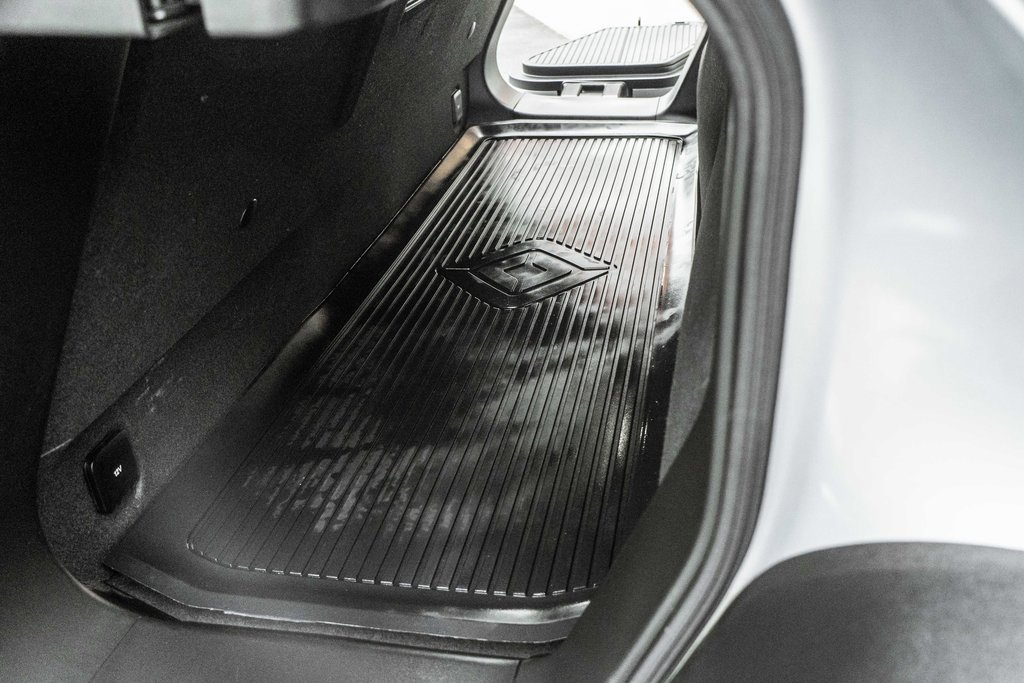 Used 2023 Rivian R1T Adventure image 37