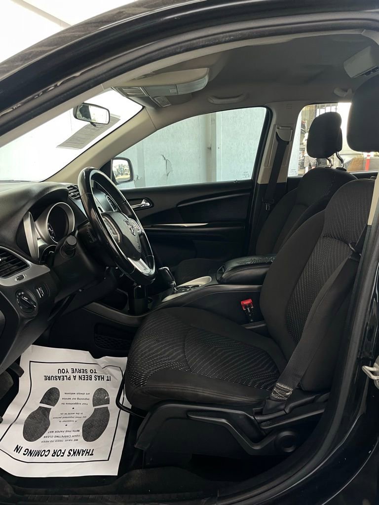 Used 2018 Dodge Journey SE w/ Popular Equipment Group image 10