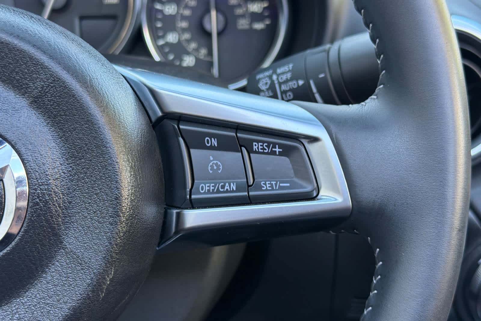 Used 2022 MAZDA MX-5 Miata RF Grand Touring RWD image 24