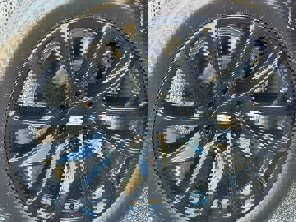 Certified 2024 Cadillac Escalade ESV Sport Platinum w/ LPO, ONYX Package image 10