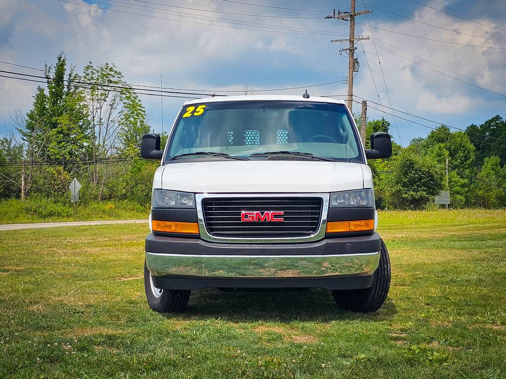Used 2025 GMC Savana 2500 w/ Driver Convenience Package RWD image 8