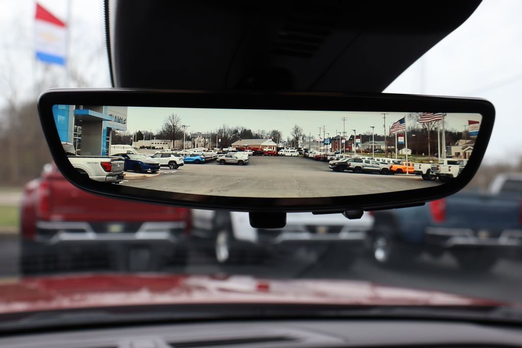 New 2026 Chevrolet Traverse LT image 18